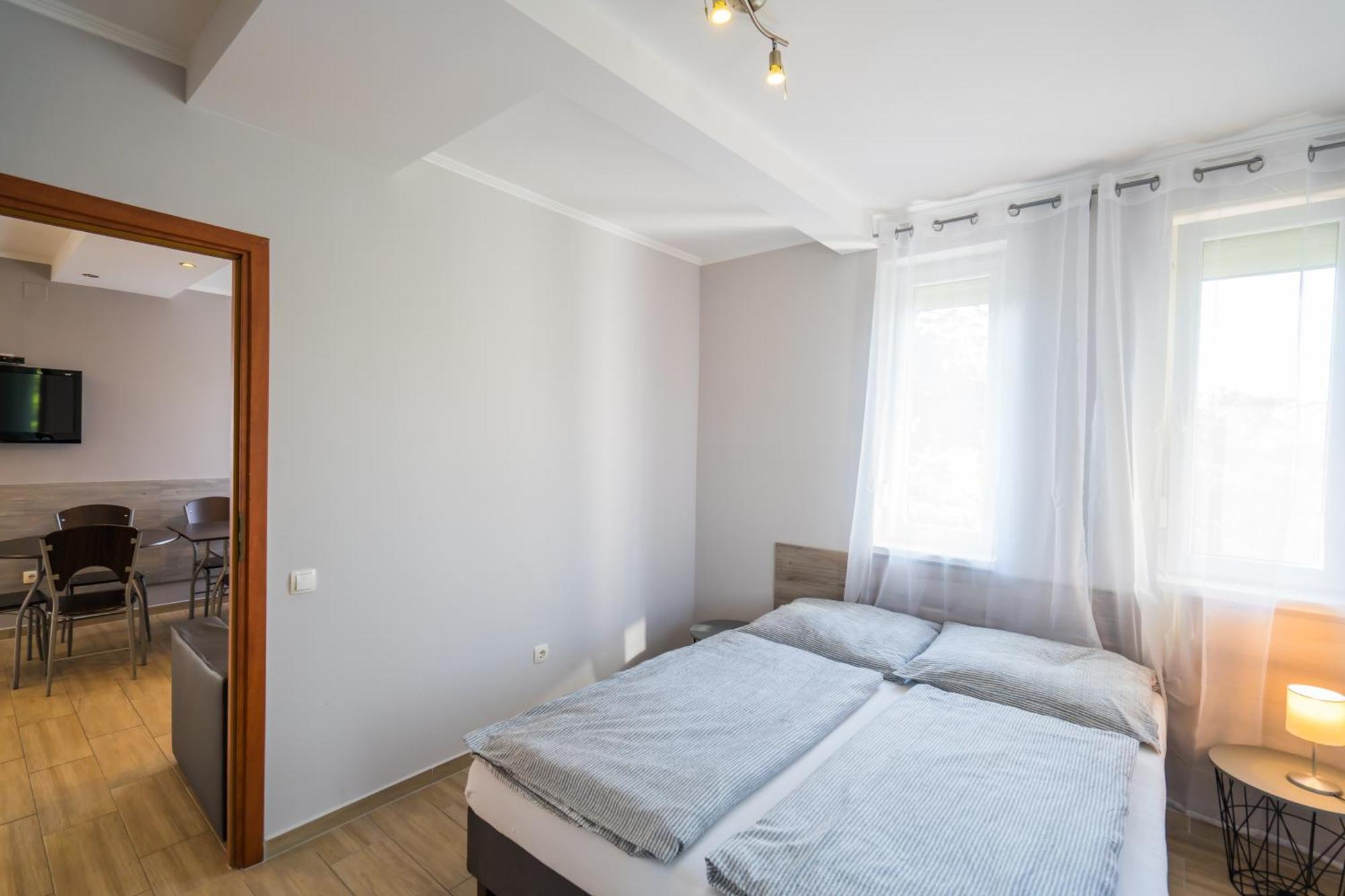 Riviera Apartmanhaz 시오포크 외부 사진